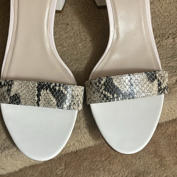 COLE HAAN Leopard Print Heels Sandals Size 10 B Excellent Condition Like… - Picture 11 of 12